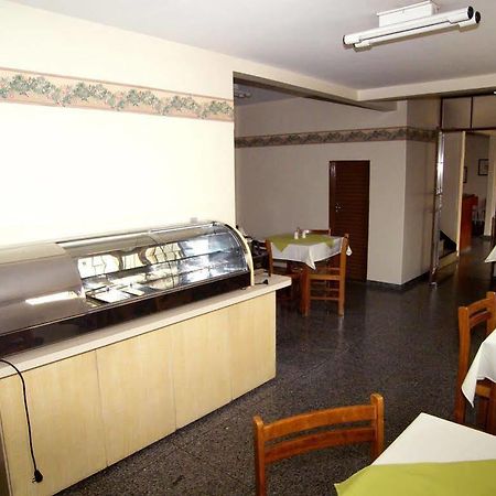 Hotel Families Uberlandia Bagian luar foto