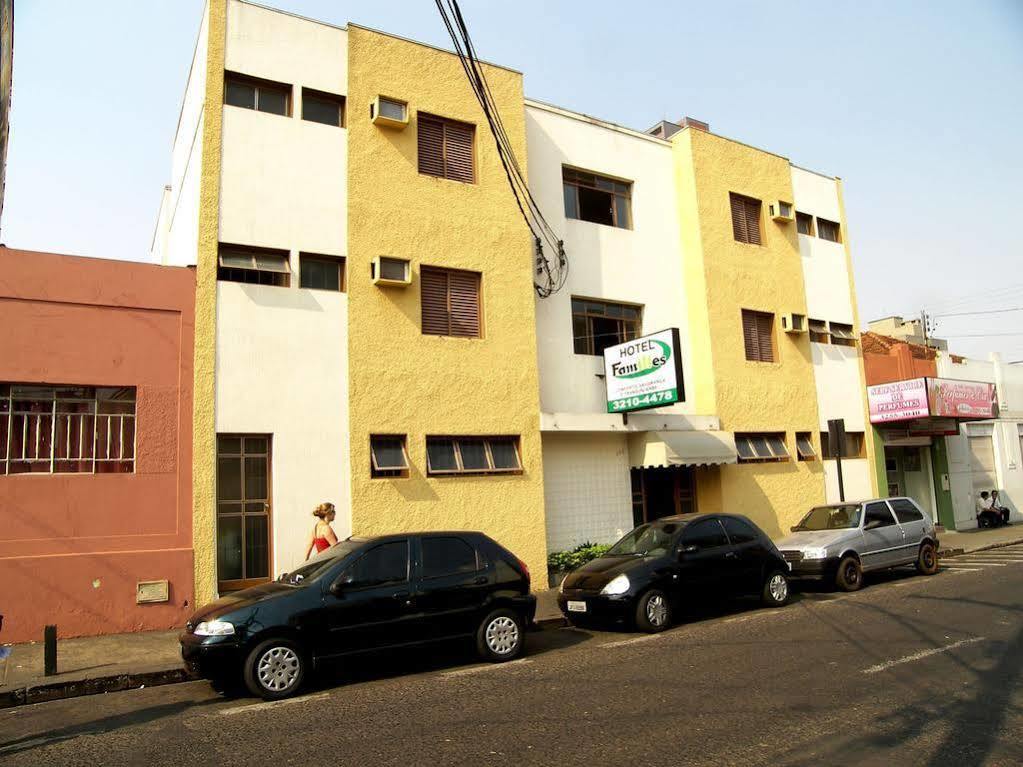 Hotel Families Uberlandia Bagian luar foto